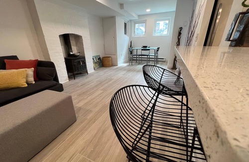 Stanton Park House | Perfect Capitol Hill Location - Close to Sights, Restaurants and Transportation