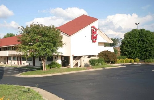 Greensboro Hotel | Perfect for Pet Owners – Roomy 1BR Near Equestrian Events in Ocala