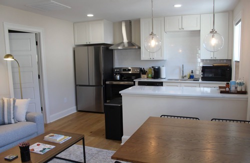 Wilmington Historic District Apartment | Pet-friendly 1BR/1BA Historic District carriage house 4 blocks to riverwalk