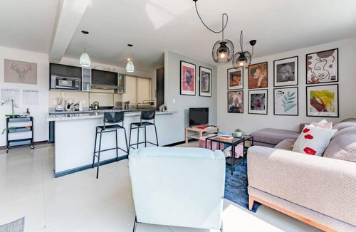 Roma Norte Condo | Pet-friendly Haven Best for Groups, WiFi, SmartTV