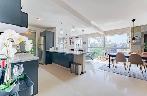 Roma Norte Condo | Pet-friendly Haven Best for Groups, WiFi, SmartTV