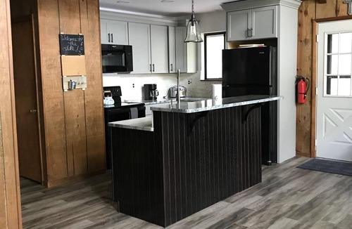 Lakeville Ski Chalet | Pet Friendly - Wallenpaupack with dock/Hot Tub