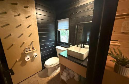 Quakertown House | Pine: Serene Tiny House Nestled in the Woods in Quakertown for a Romantic Glamping Getaway in Pennsylvania