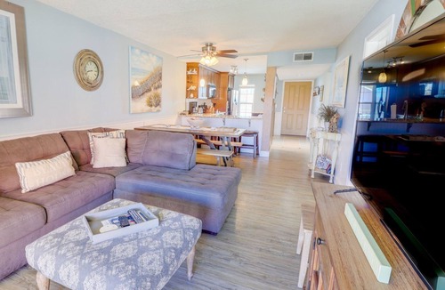 Point East Condo | Point East Paradise - Ocean & Pool View