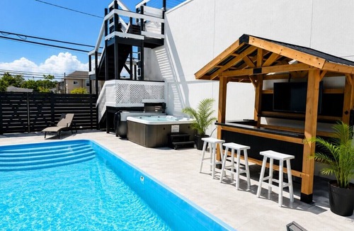 Seaside Heights Bed & Breakfast | Pool Access, Free Parking | Jersey Shore Stay