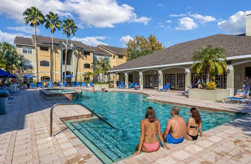 Clearwater Condo | Poolside Condo- Zero Stairs -Clearwater Beach Area - Heated Pool - Free Parking