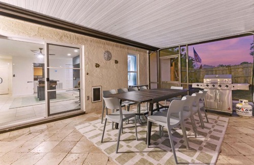 Walsingham House | Poolside Fun Games Perfect Family Escape