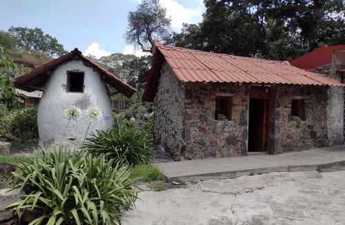 Tetla de la Solidaridad Cabin | Preciosas Cabañas Para Relajarse en el Corazon del Monte