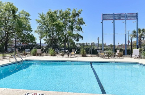 Valdosta Apartment | Premium King Bed|Nsmk