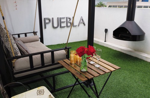 Puebla Historic Center Apartment | Private room with jacuzzi and terrace in roof garden