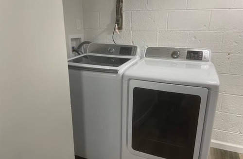 Oxon Hill Apartment | Private 3beds 1 bath basement apt