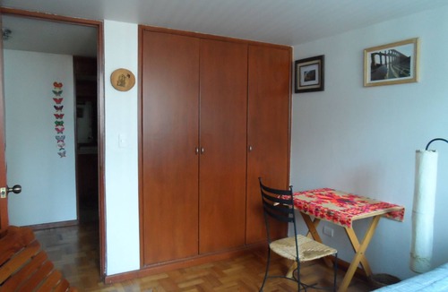 Los Alpes Bed & Breakfast | Private and furnished bedroom with private bathroom in a spacious apartment near Coyoacan.
