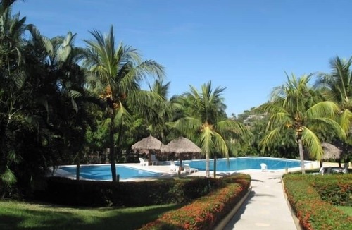 Ixtapa - Zihuatanejo Apartment | Private beach Exclusive Beach Zihuatanejo, direct access La Ropa RVILLAS SOL