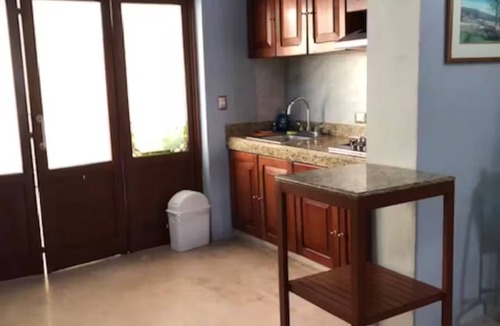 Barrio de Santiago House | Private house&pool electric included CasaPaz1 Location-calle 80 entre 65 y 61