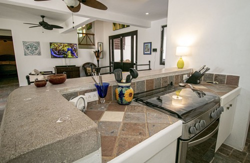 Colonia Independencia House | Private Resort with Amazing Pool and Gardens