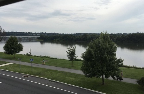 Harrisburg House | Professors' Place - Beautiful River View! WHOLE HOUSE! 20 min. to Hershey