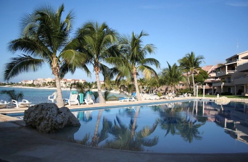 Chunhuhub Condo | Puerto Aventuras, Chac Hal Al, quiet, luxury, marina, steps from private beach