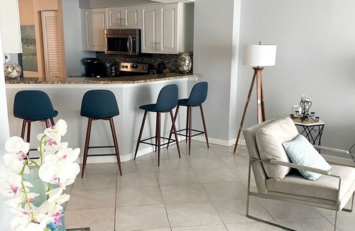 Seawinds Condo Condo | Quiet direct Oceanfront 2 bed 2 bath Condo w/pool and private balcony
