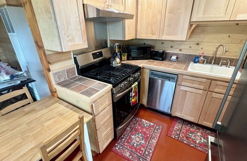 Marblemount House | Rainbow House Private Annex: Charming comfort at North Cascades National Park!