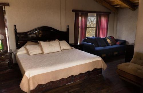 Villa del Carbon House | Rancho los Madroños