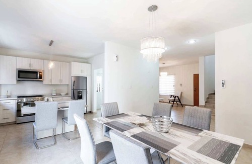 Hermosillo House | Real de Castilla House, Garden & Pool, 3 BR