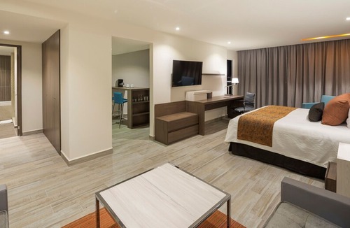 Celaya Hotel | Real Inn Celaya