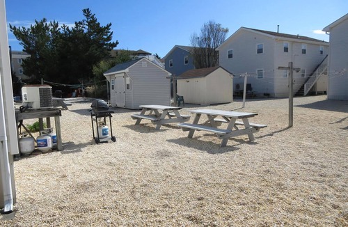 Surf City Apartment | recently updated second floor duplex located on the ocean block in Surf City.