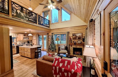 Big Lake Cabin | Relax and Unwind at Peaceful Pines Log Cabin and Outdoor Sauna
