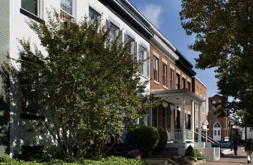 Old Town Alexandria House | Relax and Unwind! Spacious Unit, Close to U S Patent and Trademark Museum!