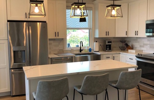 Emerald Isle House | Relax, Play, Enjoy at OFFSHORE BLUE - Sound Front Home 4 BR 2 Bath