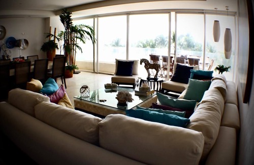 Granjas del Marques Apartment | Relaxing Apartment with ocean view - private access to the beach