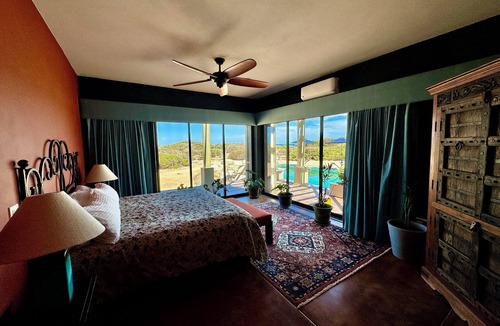 Cabo Pulmo House | Remodeled vacation home - blissful seclusion near the beach and scuba diving!