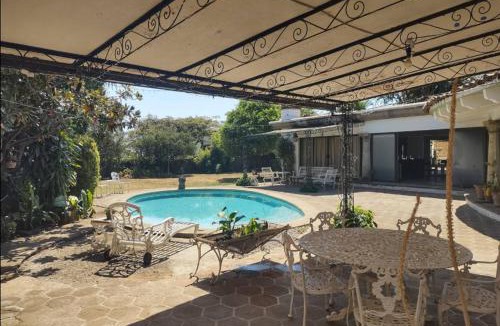 Central Cuernavaca House | Residencia Casa del Roble 1