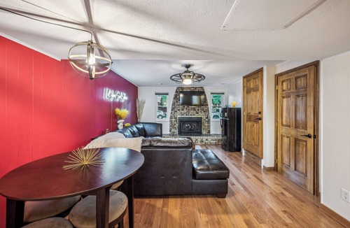 Belmar Park Apartment | Retro Guest Suite with private Hot Tub 10 min to Red Rocks, Denver, and Golden.
