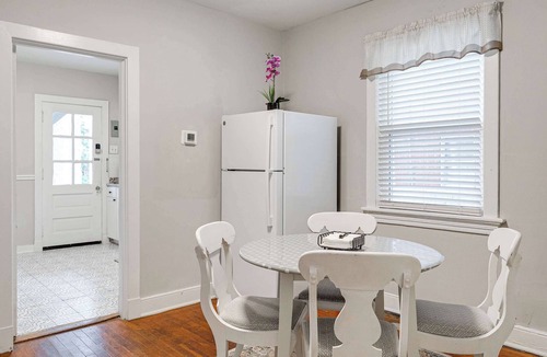 Willow Lawn Apartment | Richmond Oasis: Fire Pit, Fenced & Free Parking 2B