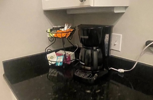 Bellevue Condo | RIGHT NEXT TO INTERSTATES 2 BED/2 BATH PEACEFUL/SAFE NEIGHBORHOOD