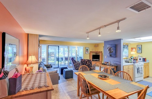 Crescent City Condo | River Bend Resort - Pool/River View 1BR #A101