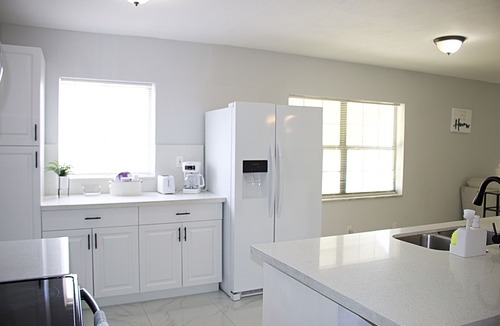 River Park House | River Park Marine-House Vacation, 3B, 2B.