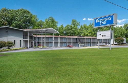 Northlake Hotel | Rodeway Inn Anderson North - Clemson