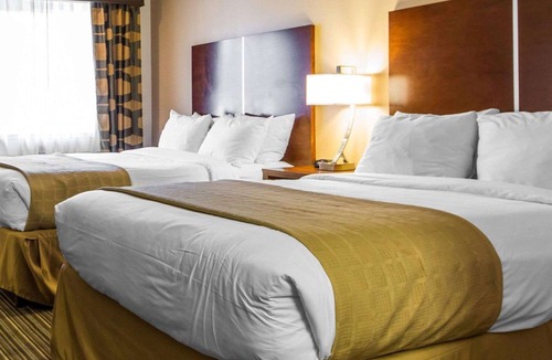 Martinez Hotel | Rodeway Inn
