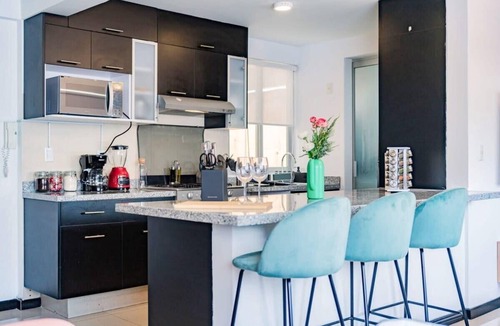 Roma Norte Condo | Roma Norte Group stay: Smart TV, Workspaces