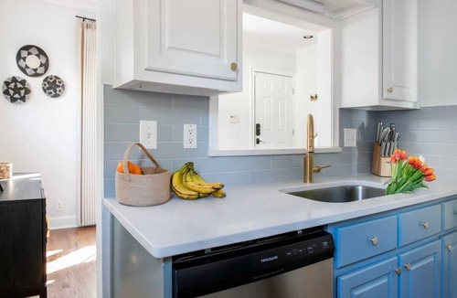 Virginia Highland House | Rook's Corner