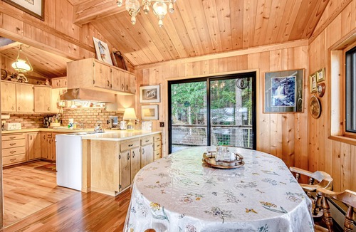 Eastsound House | Rustic waterfront cabin w/free WiFi, a full kitchen, & furnished decks