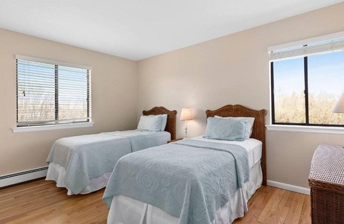 Bridgehampton House | Sandpiper Seclusion