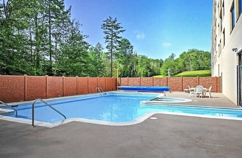 Snowshoe Condo | SC 2214: Discover the crisp mountain charm of Snowshoe during the summer!