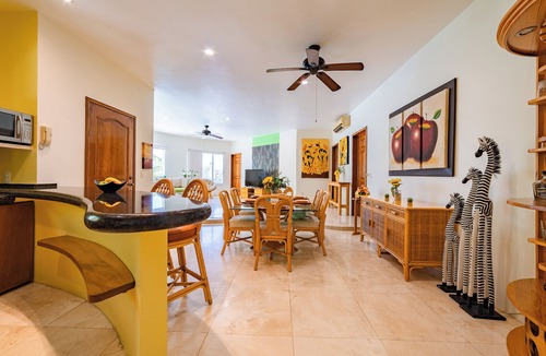 Crucecita Condo | Seaside Marina View Condo