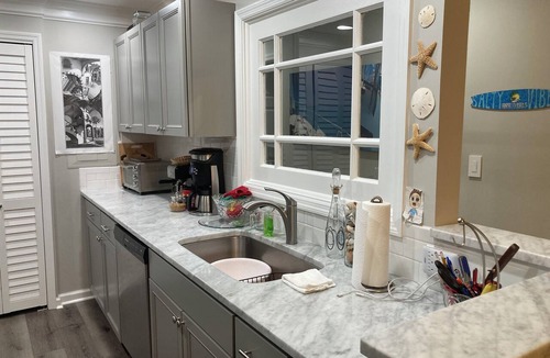 Athens Condo | Secluded 3 bed 2 bath condo close to Memorial Park, Five-points, & UGA in Athens