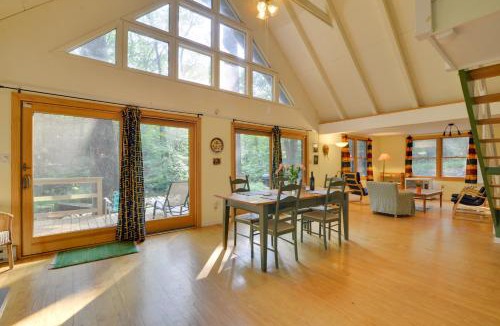Reeders House | Secluded Stroudsburg Home - 5 Mi to Ski Resort