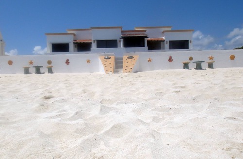 Playa del Secreto Villa | Secret Beach Fish Villa - on Beach - Private Pool - Owner is a Chef - Very Safe!