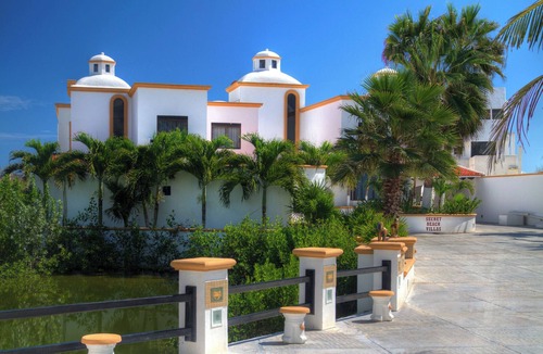 Playa del Secreto Villa | Secret Beach Shell Villa - on Beach - Private Pool - Owner is a Chef - Very Safe